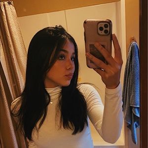 Meet your Posher, Madelyn